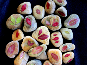 Autumn Leaves for Fun Rock Art featured image