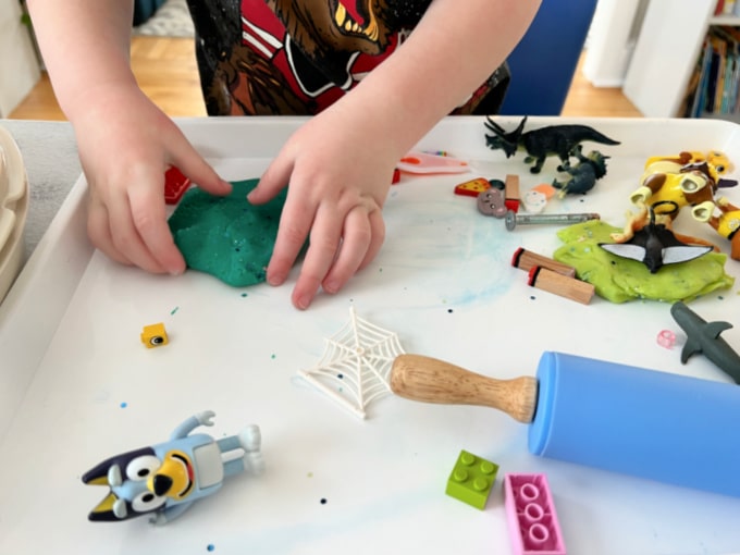 pretend playdough play