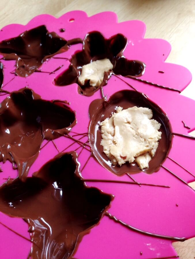 How to Make Peanut Butter Cups in Silicone Molds