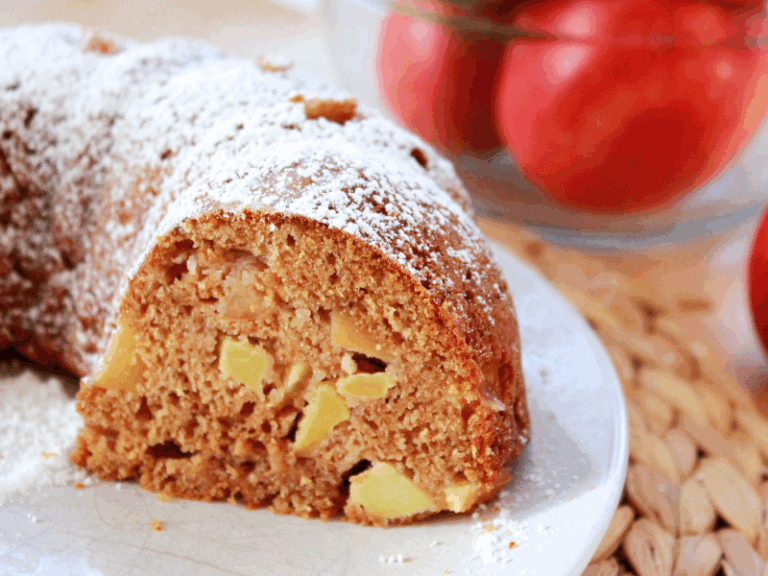 apple cake slice