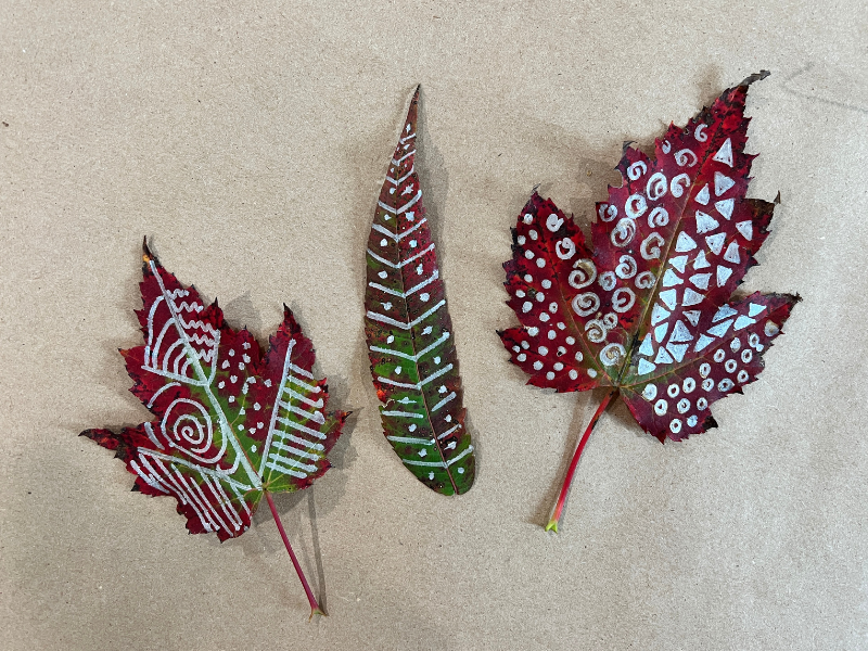 zentangle leaves featured
