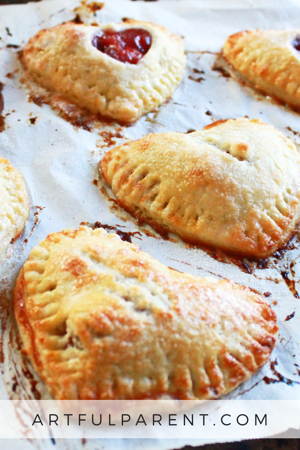 How to Make Cherry Hand Pies for Valentine\'s Day