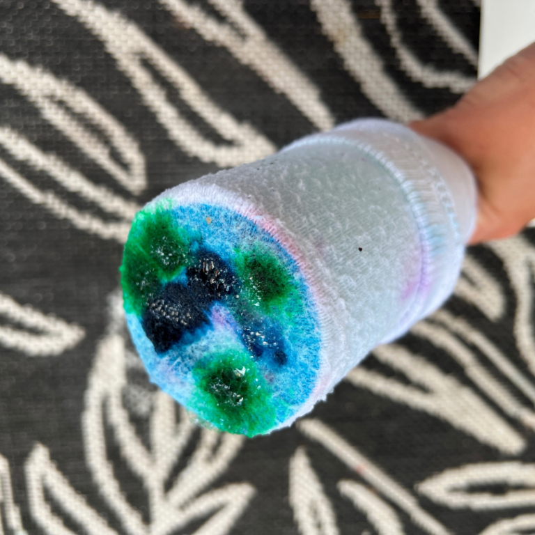 food coloring on bubble blower