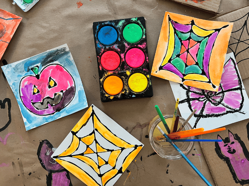 halloween black glue featured