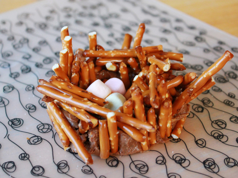 pretzel nests