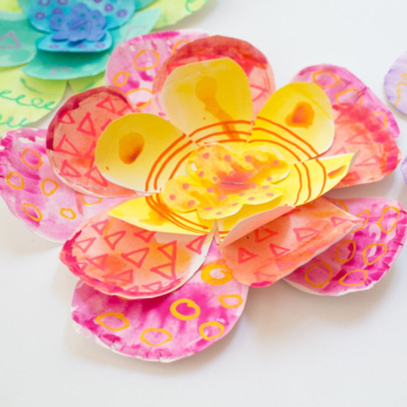 paper plate flowers