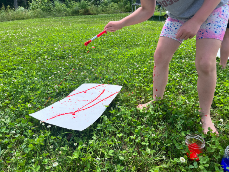 child splatter painting