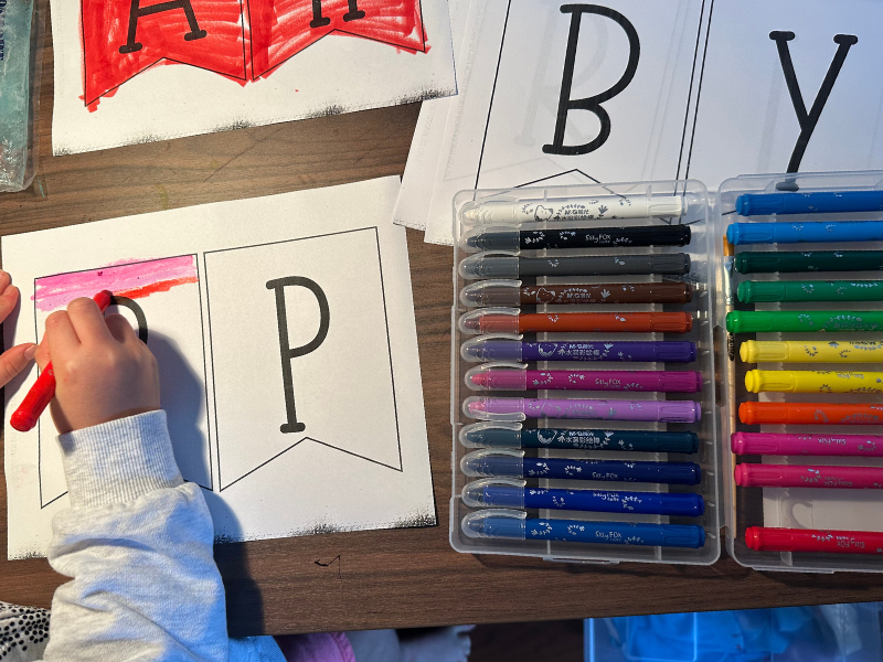 coloring banner letters