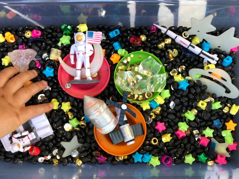 space sensory play